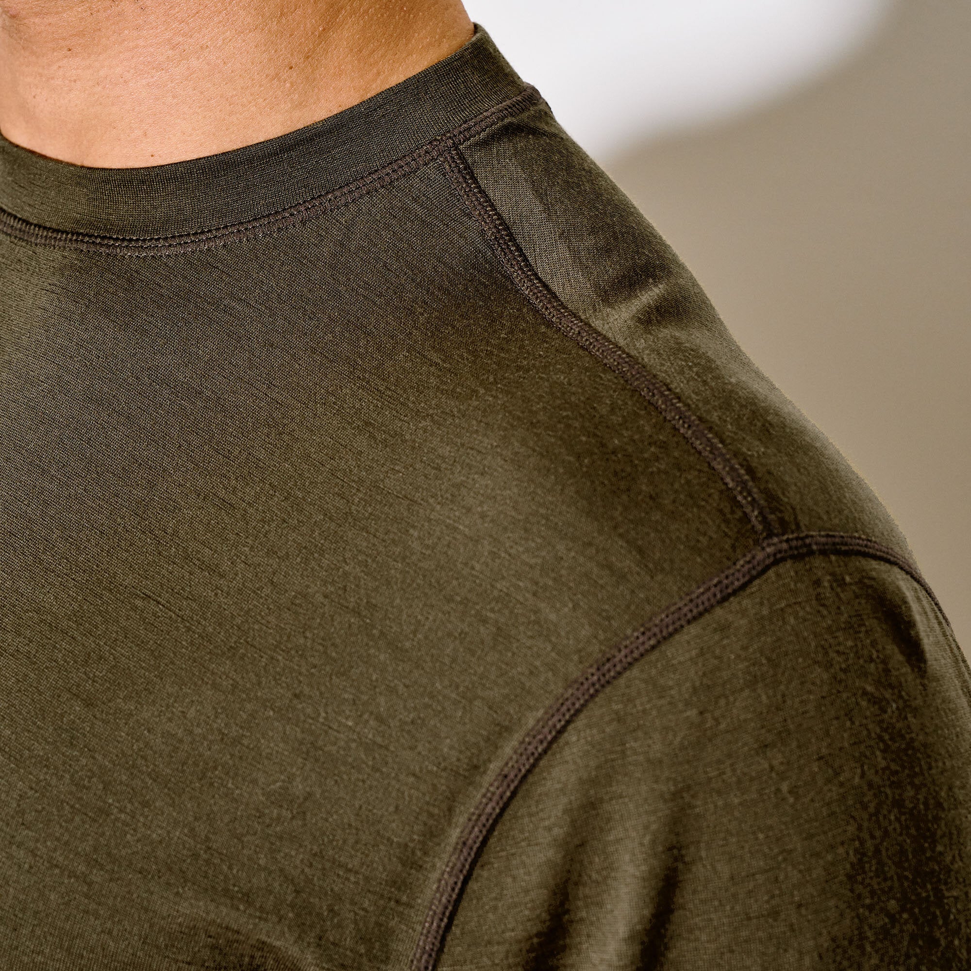 210G Merino Wool Short Sleeve Crewneck - Image 9