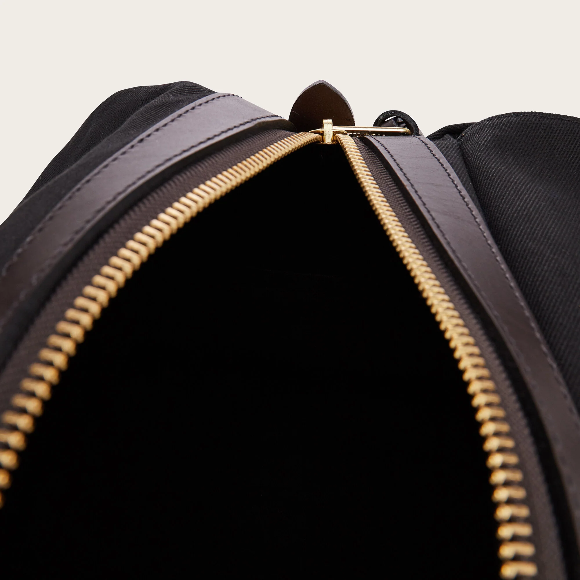 SMALL RUGGED TWILL DUFFLE - Image 8