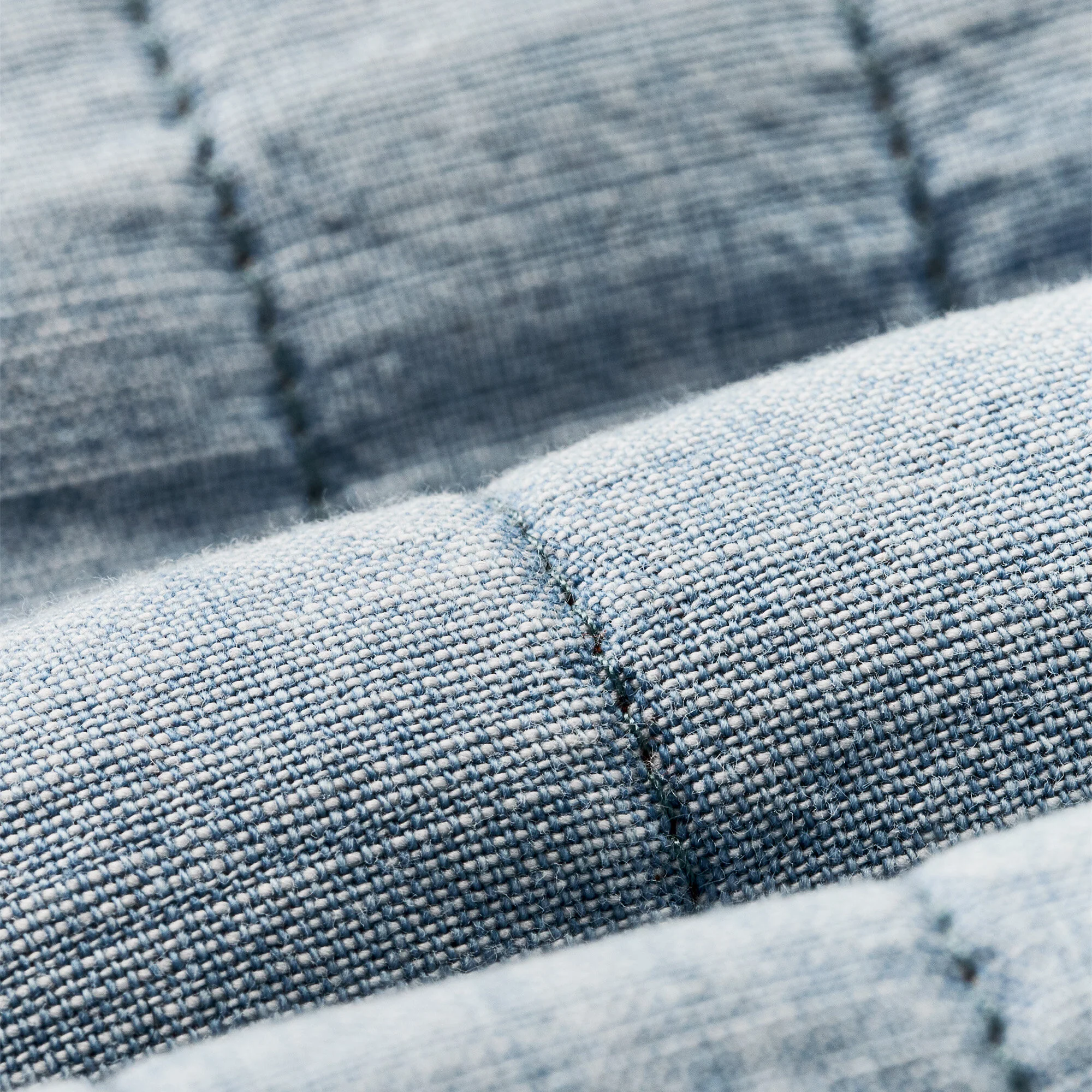 WOMEN’S CHAMBRAY QUILTED JACKET - Image 5